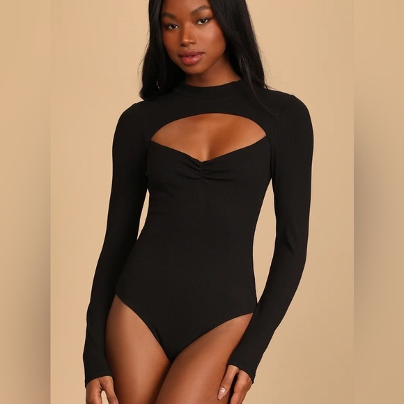 Black Ribbed Long Sleeve Cutout Bodysuit - Picture 1 of 7